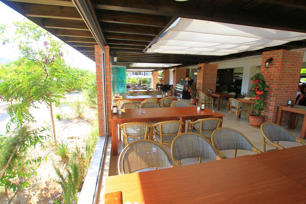Palm Bay Beach Hotel Эмеджик Экстерьер фото