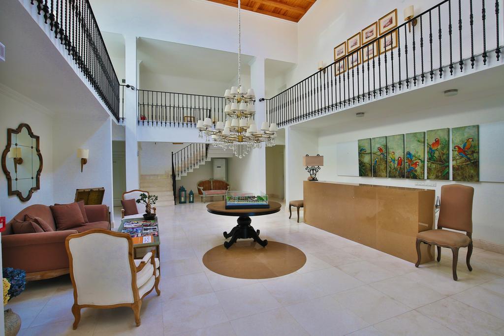 Palm Bay Beach Hotel Эмеджик Экстерьер фото
